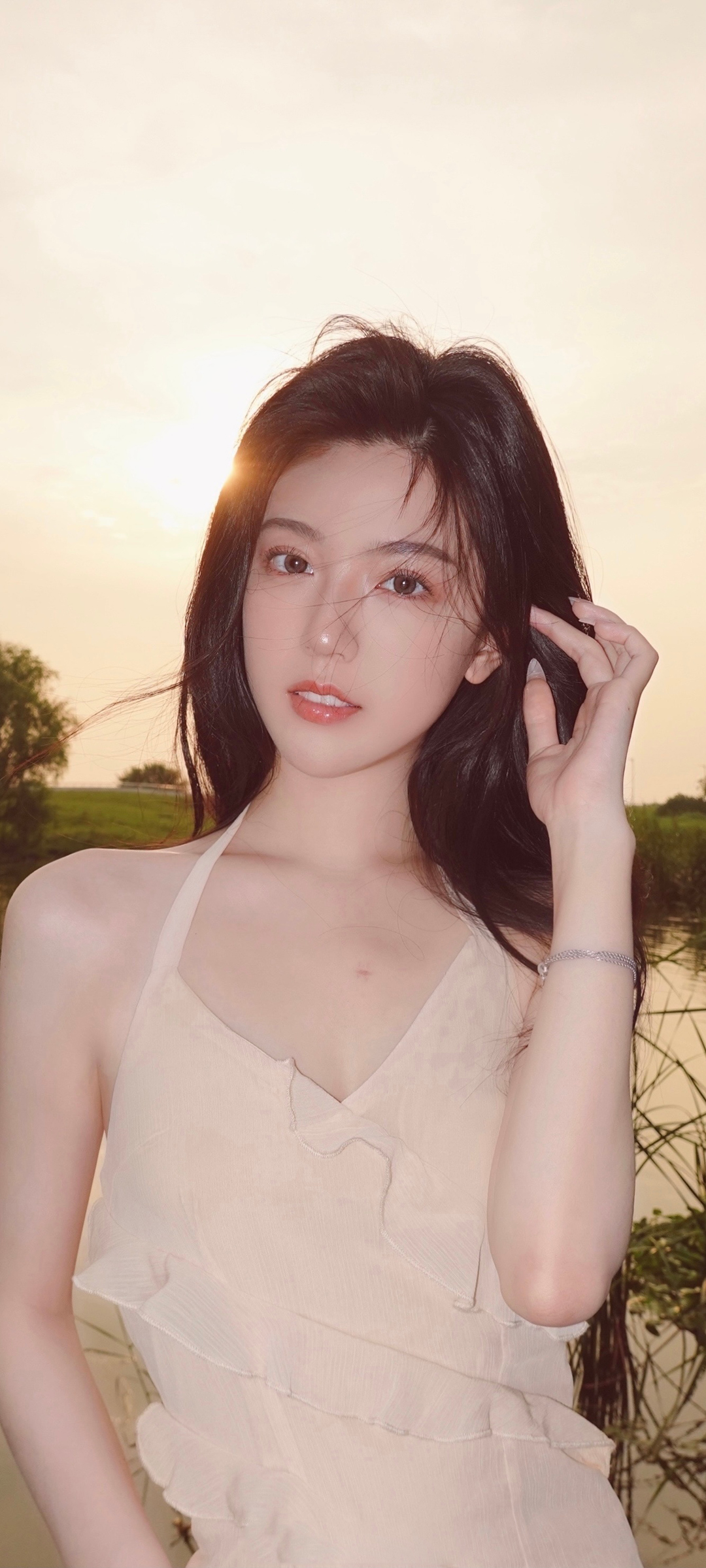唯美靓女全屏摄影，免费手机壁纸精选下载