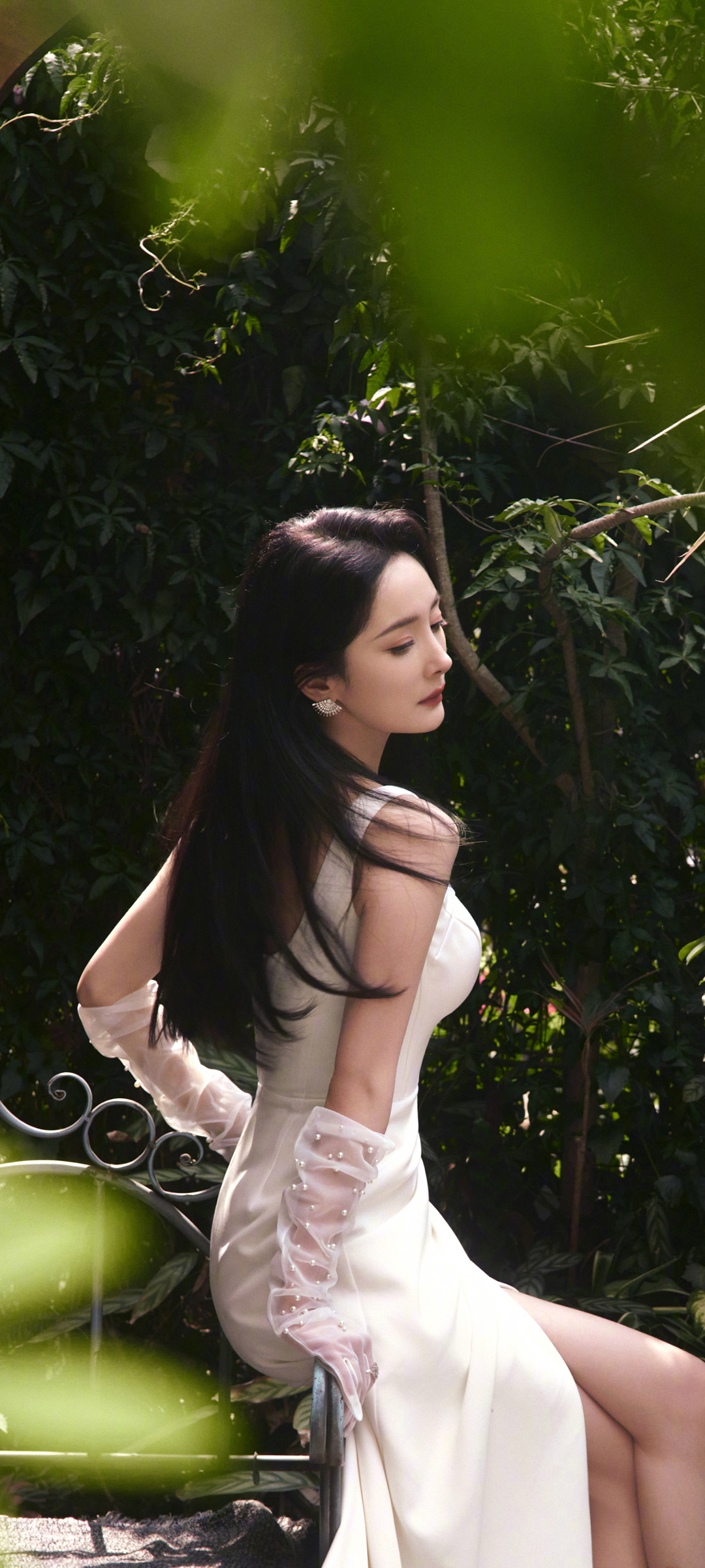 杨幂白衣倩影，绝美手机壁纸，免费下载，装点你的桌面