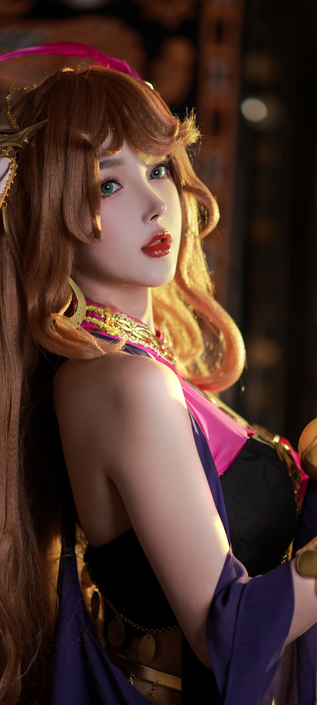 绝美侧颜Cosplay女神，可爱小嘴迷人，高清壁纸免费下载