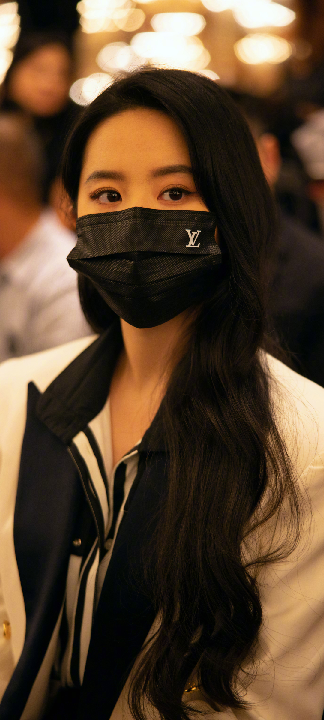 刘亦菲口罩美照，高清手机壁纸免费下载