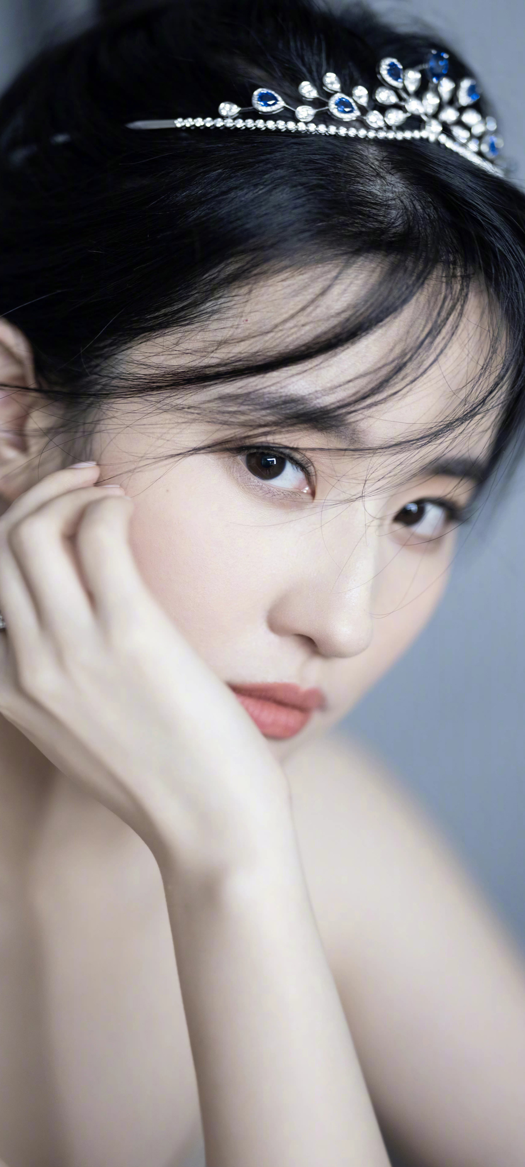 刘亦菲绝美头饰，超清手机壁纸美女大赏，免费下载尽享！