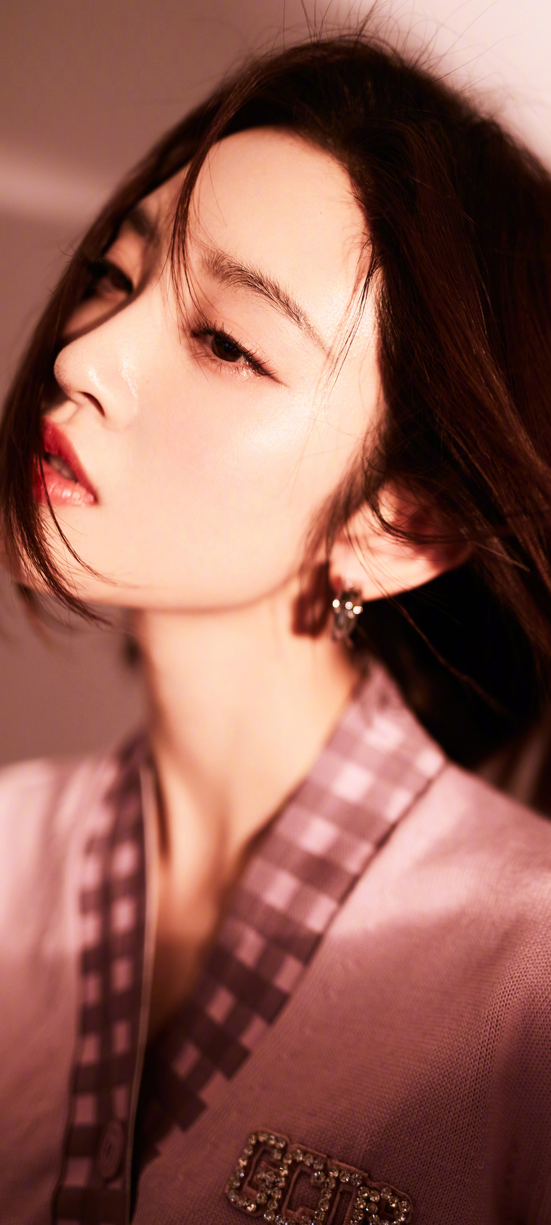 唐艺昕绝美侧颜手机壁纸，美女高清大图免费下载