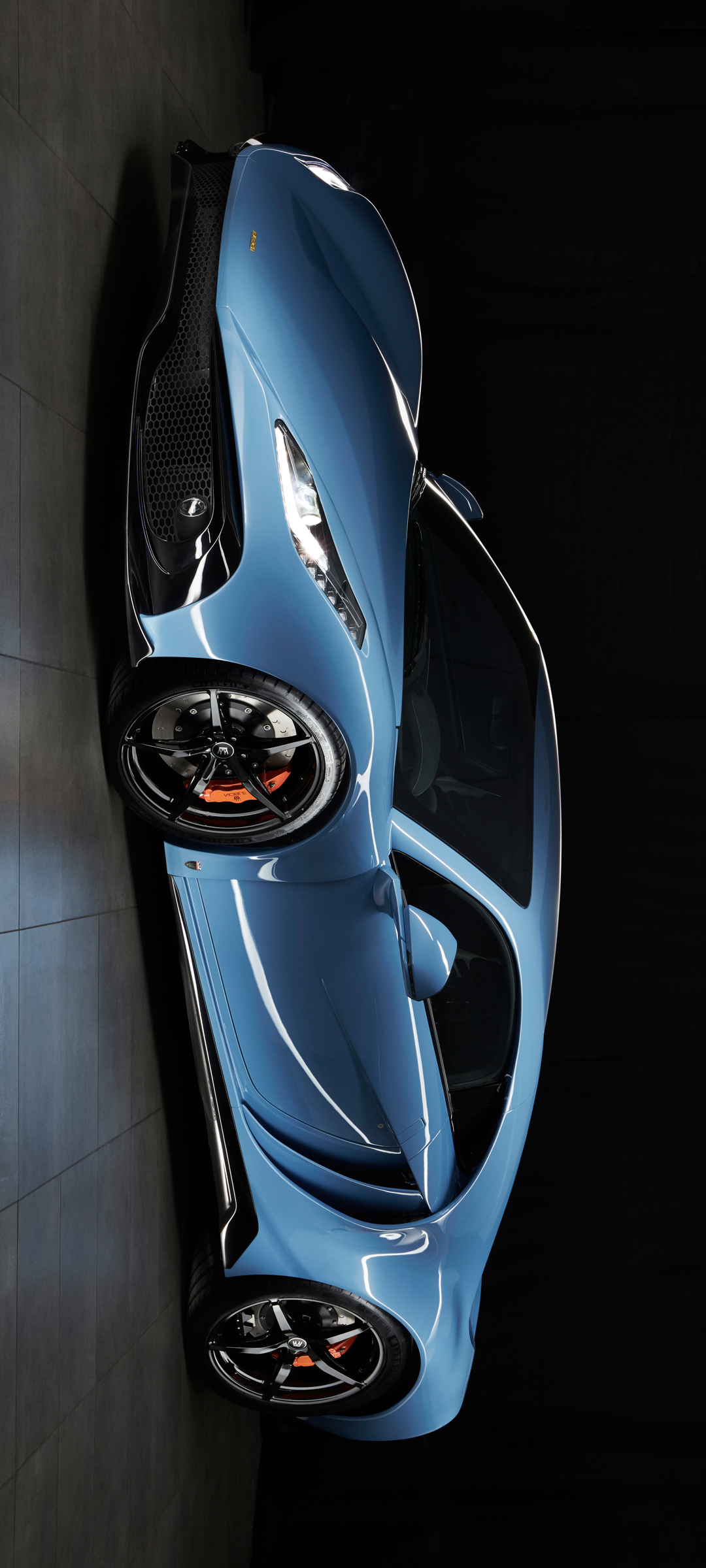 Noble M500跑车全屏手机壁纸，免费下载炫酷汽车主题背景