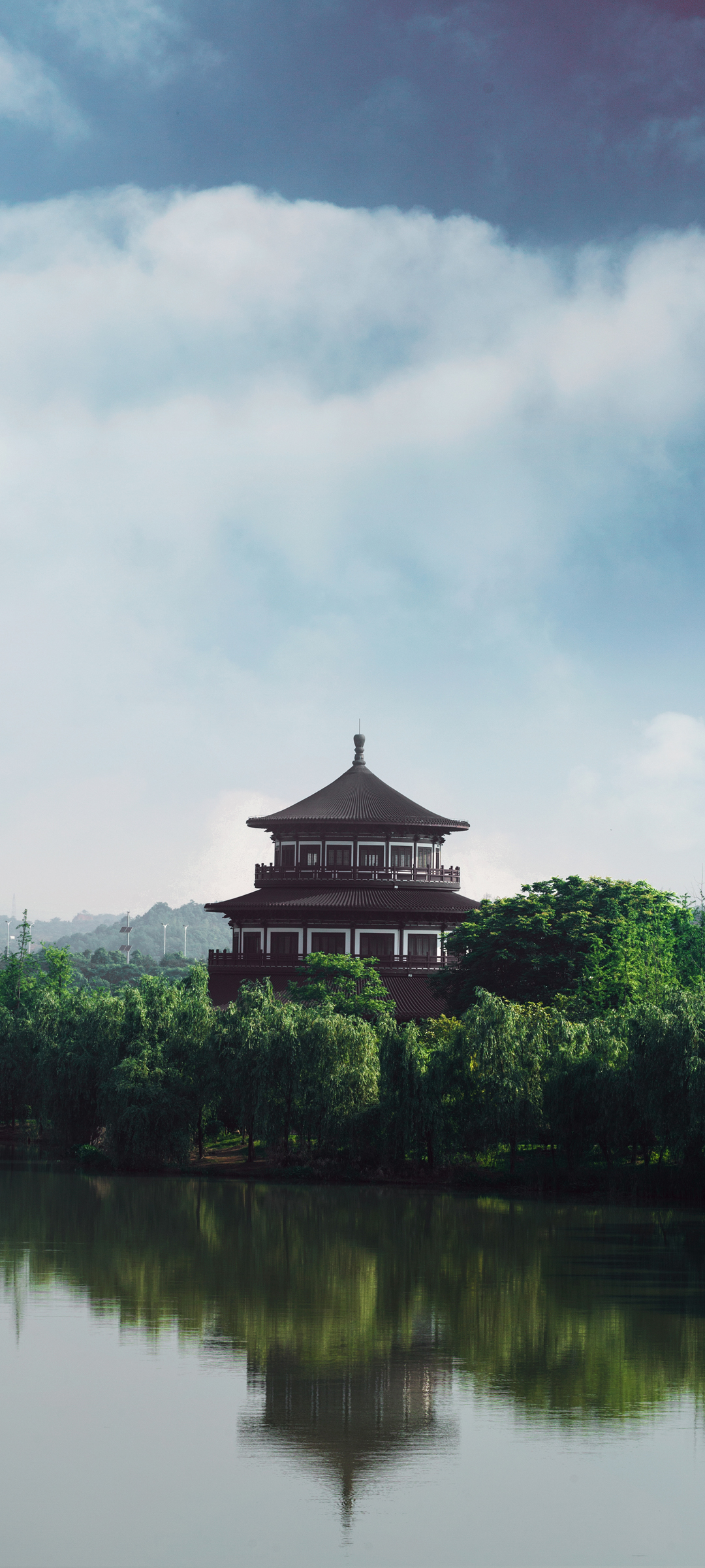 湖光塔影，公园美景尽收眼底——高清手机壁纸免费下载