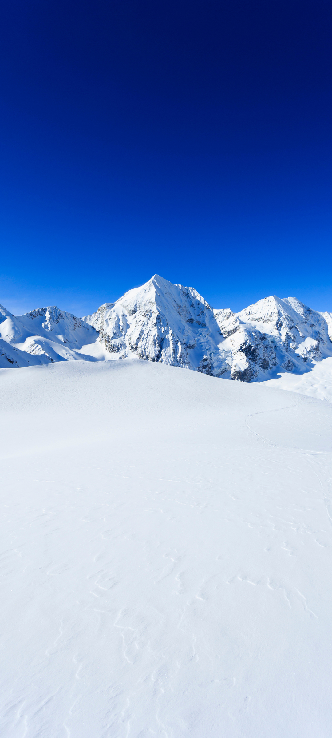 冬日雪山雪景绝美风光，手机壁纸高清免费下载