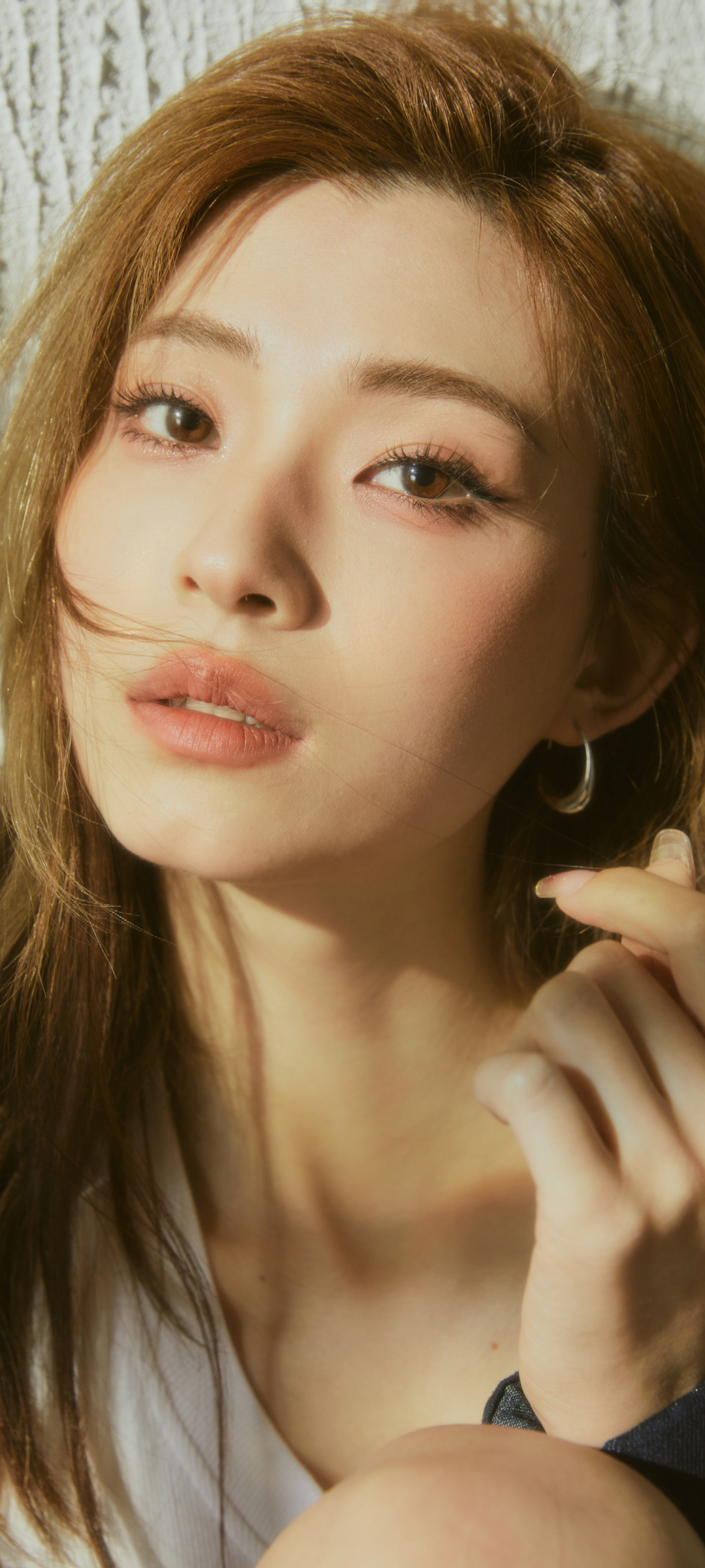 钟晨瑶绝美高清壁纸，美女背景图免费下载，装点你的手机屏幕