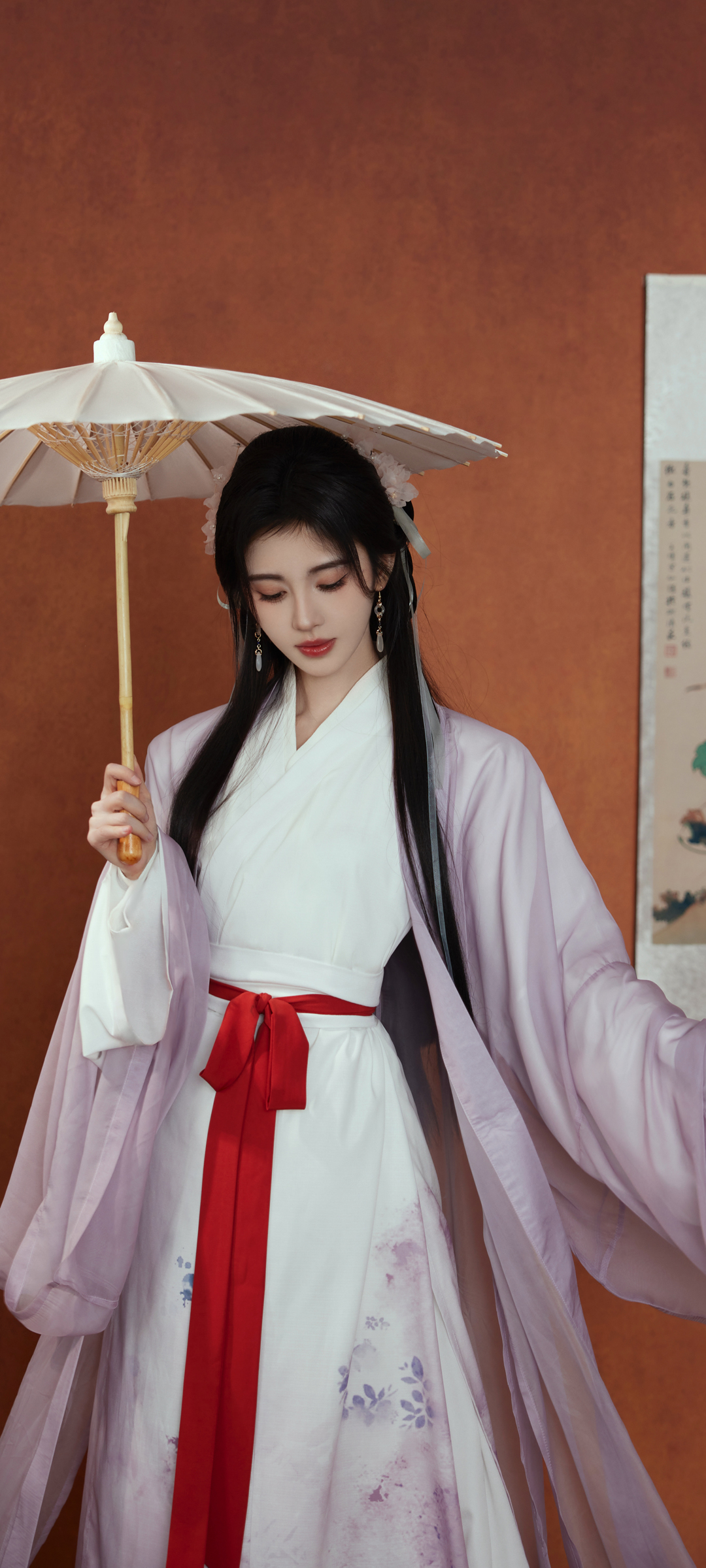 古装伞下鞠婧祎，可爱美女手机高清壁纸，免费下载享不停！