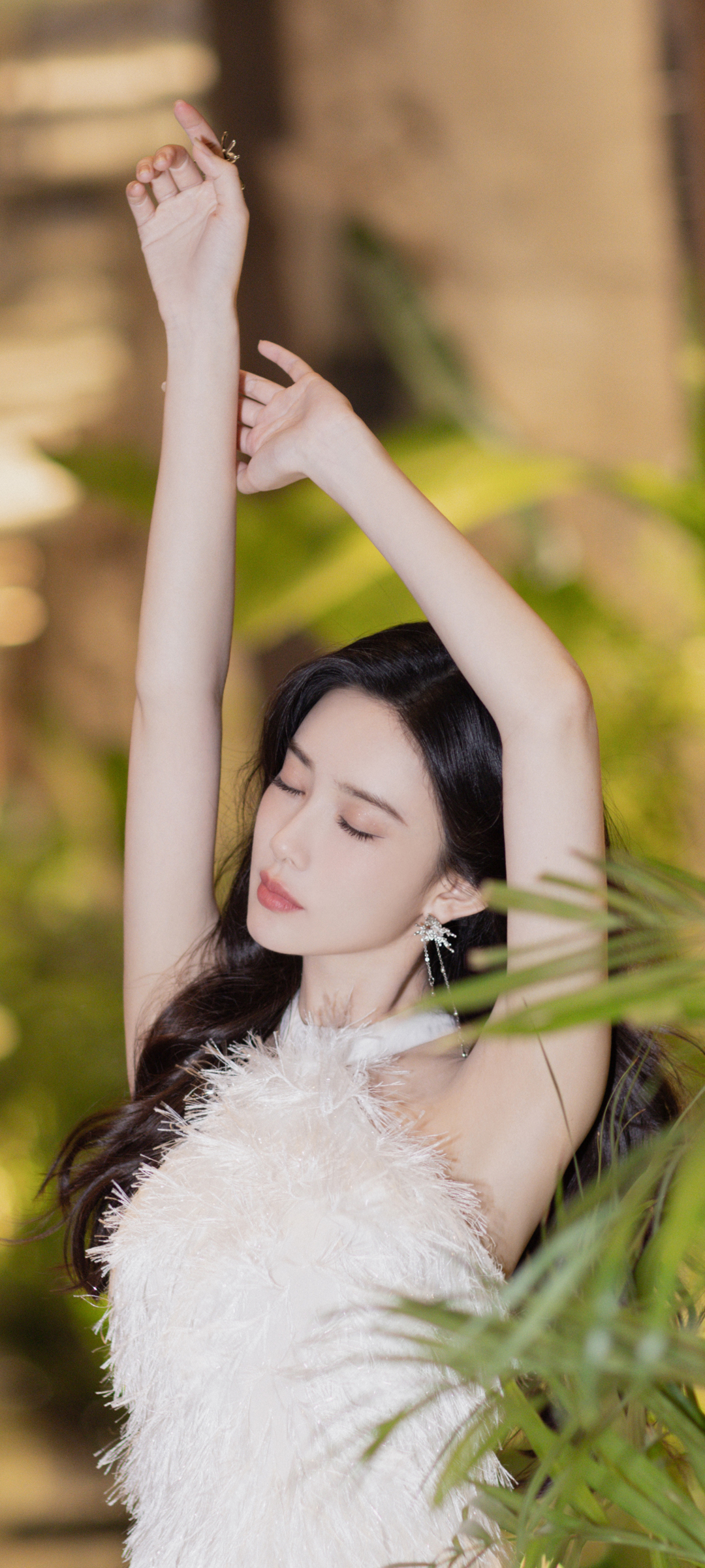孟子义闭眼美图，唯美手机壁纸，免费下载，打造独特背景