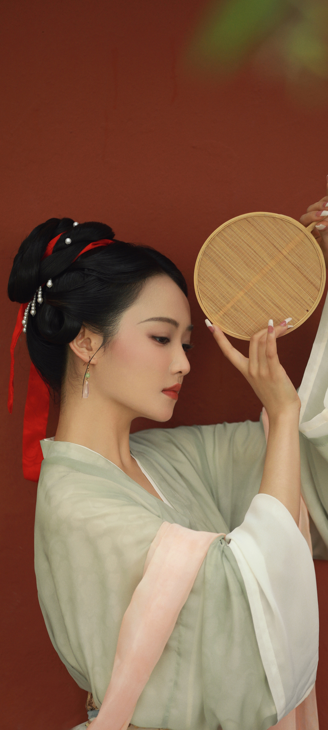 古风美女吴佳怡绝美壁纸，免费手机下载新选择