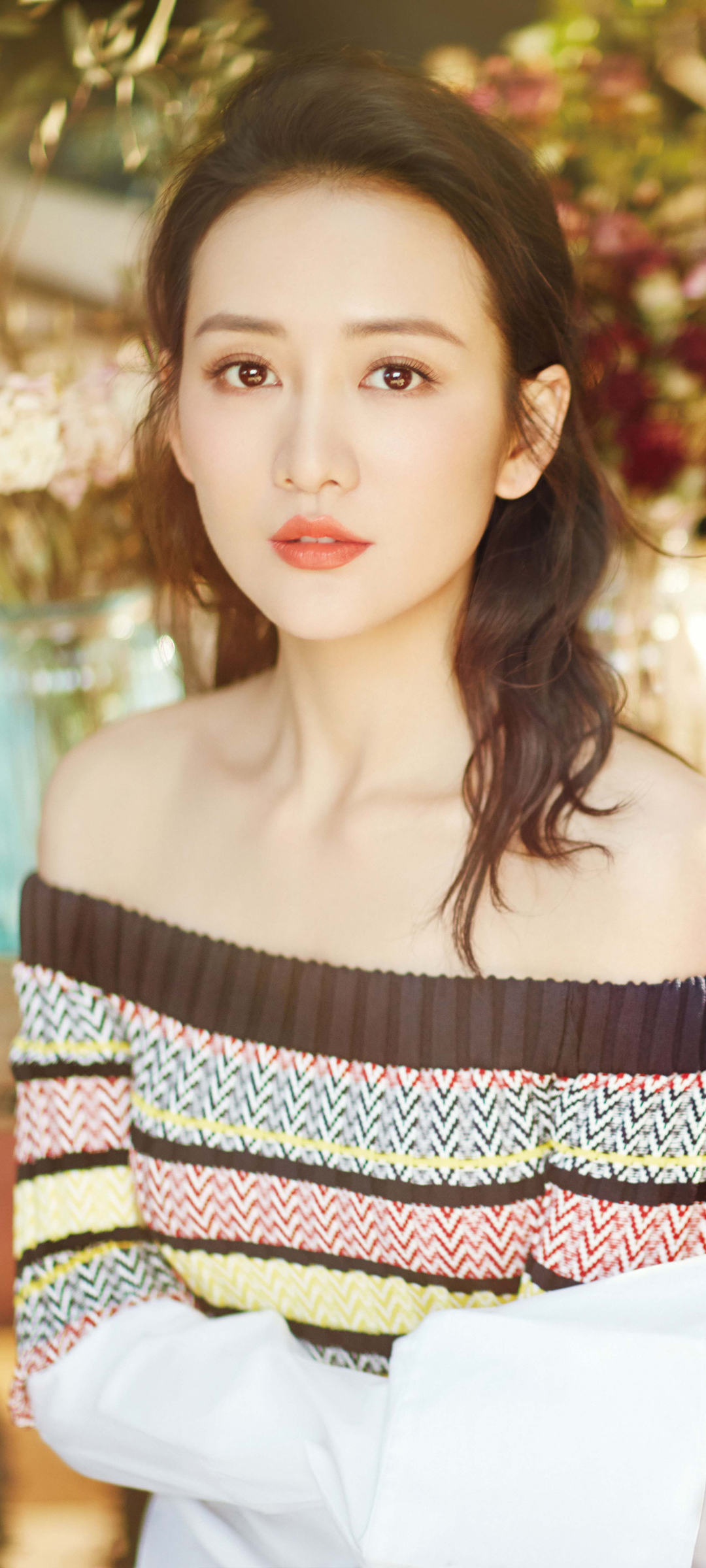 王鸥绝美写真，高清美女壁纸，手机桌面美化必备，免费下载！