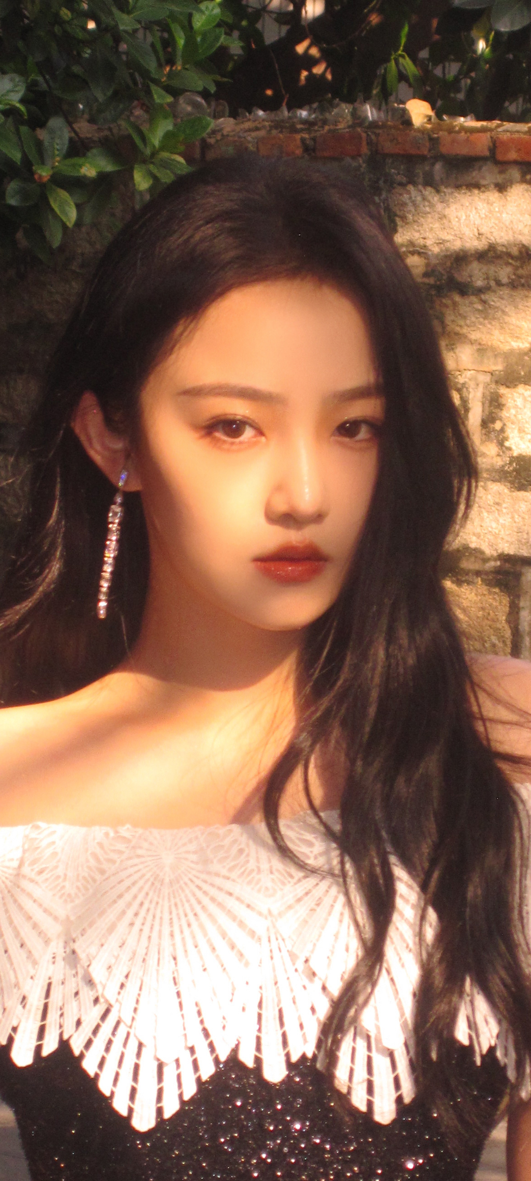 吴佳怡精选美女壁纸，免费手机背景图片下载