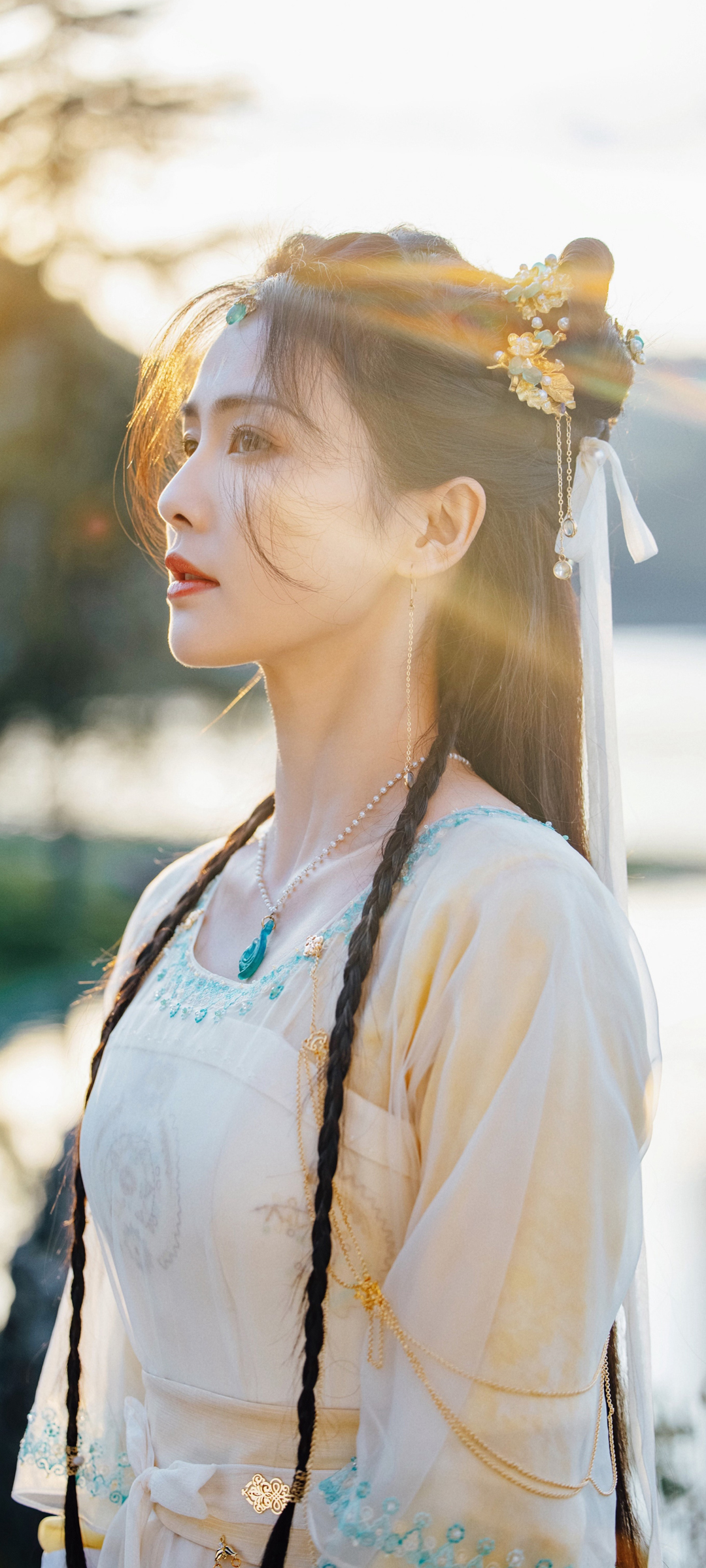 长月烬明白鹿古风绝美剧照，免费高清手机壁纸一键下载
