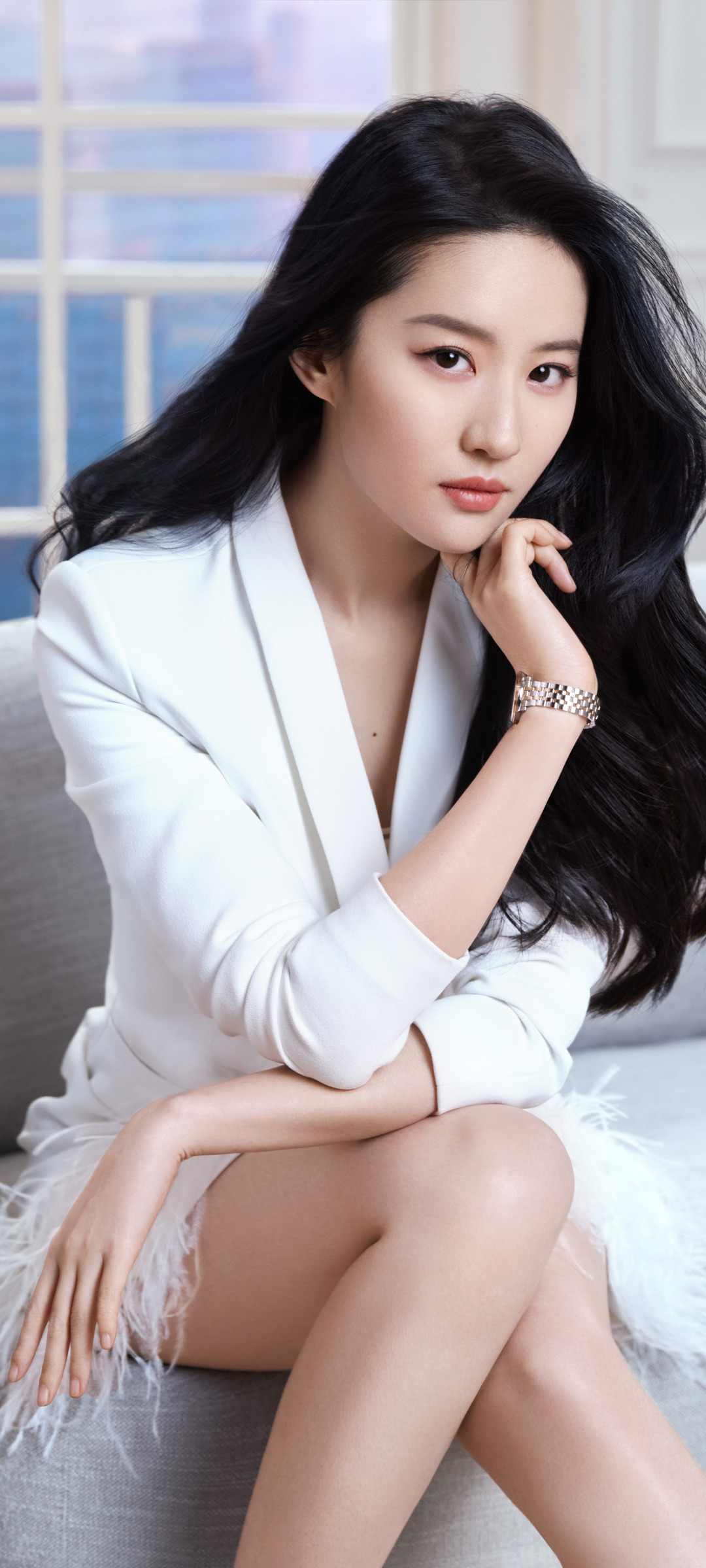 刘亦菲白衣倩影，绝美壁纸免费下载，装点你的手机屏幕