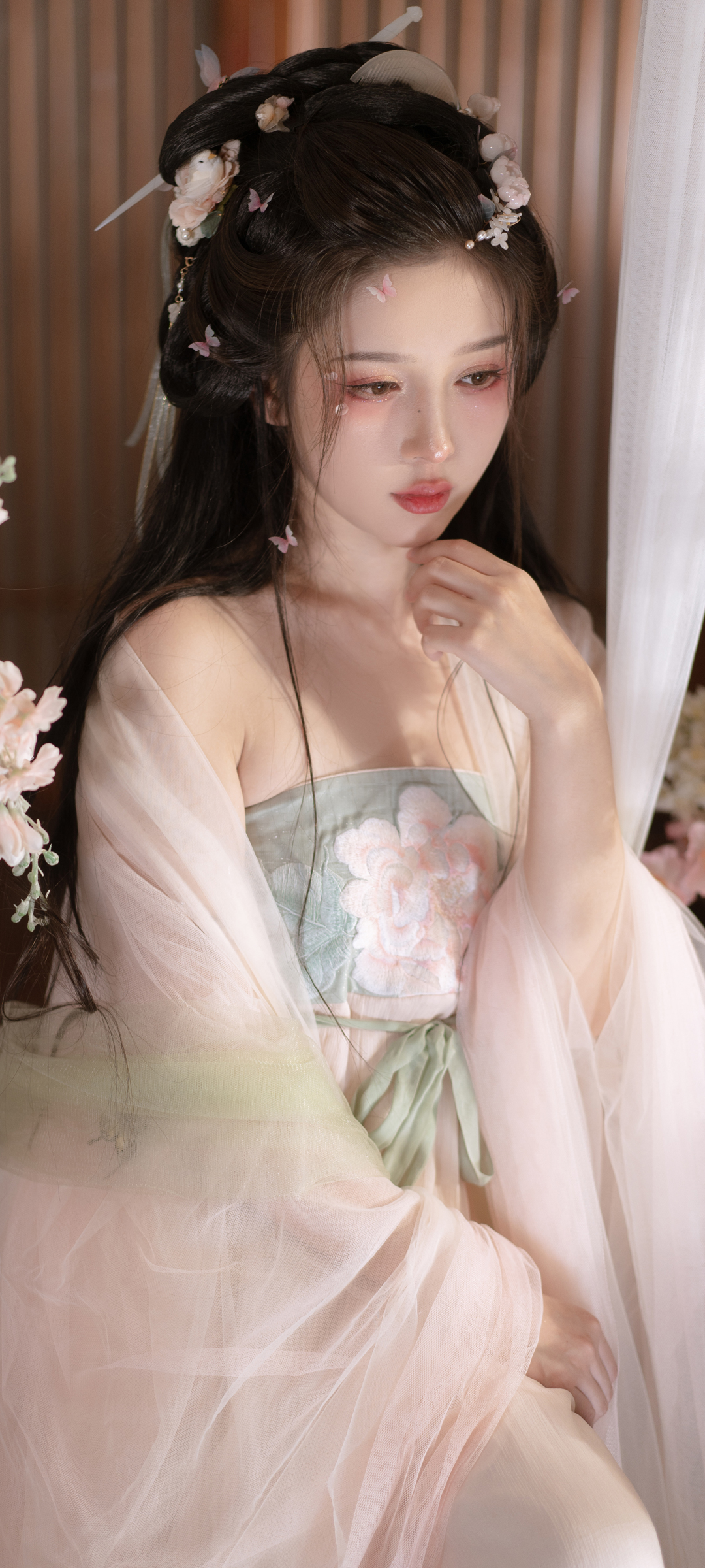 唯美汉服美女全屏壁纸，免费下载，手机美化新选择