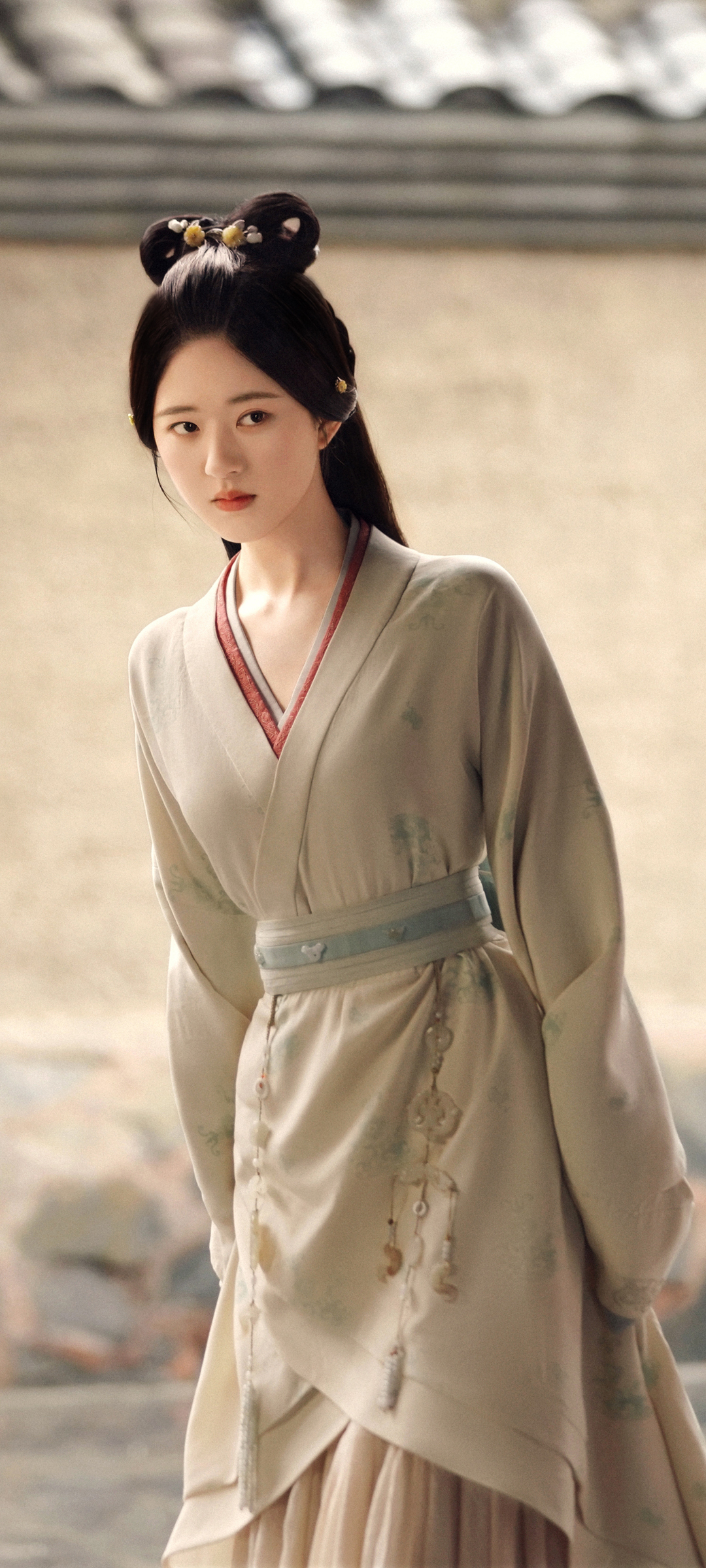 星汉灿烂，赵露思绝美古装剧照，精选美女手机桌面壁纸，免费下载！