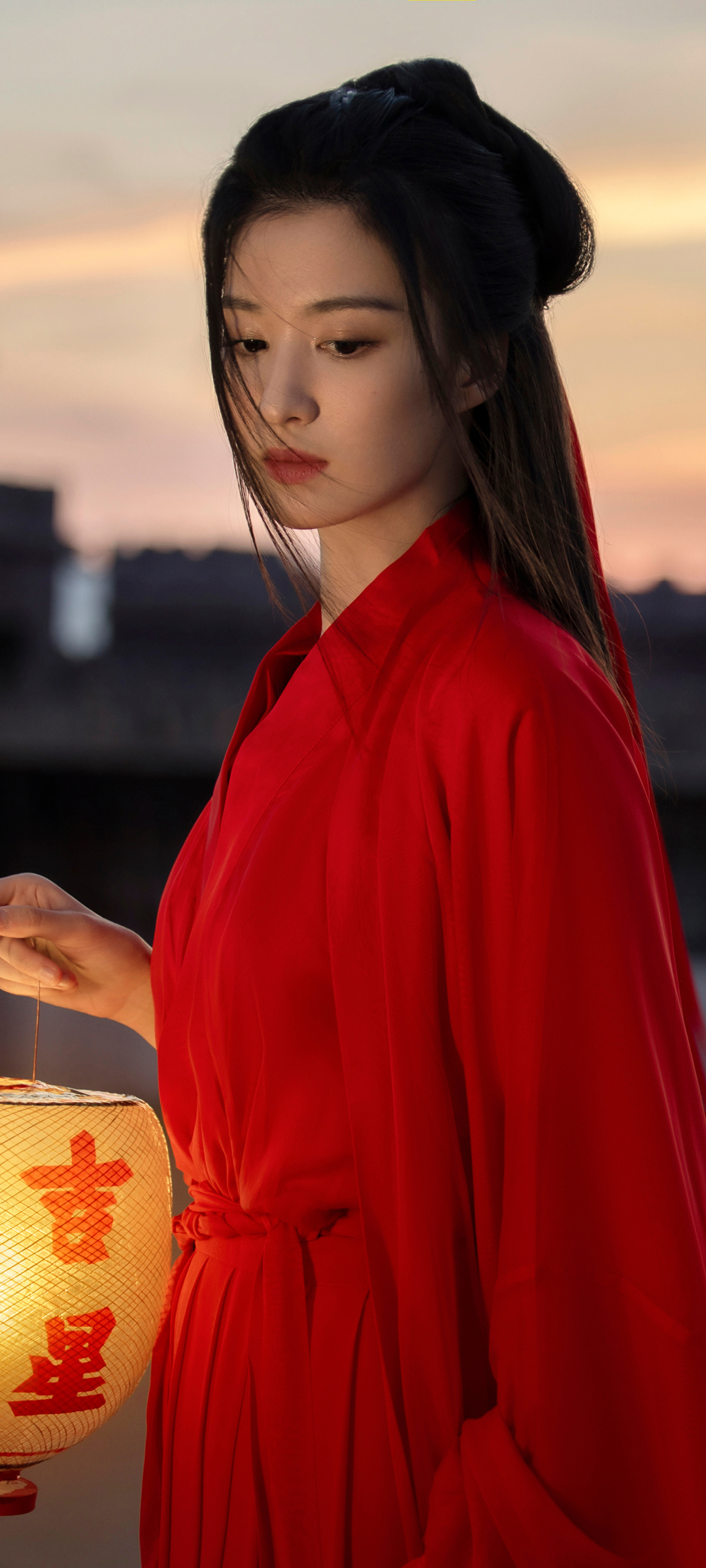 王楚然红衣古风绝美壁纸，全面屏适配，免费下载！