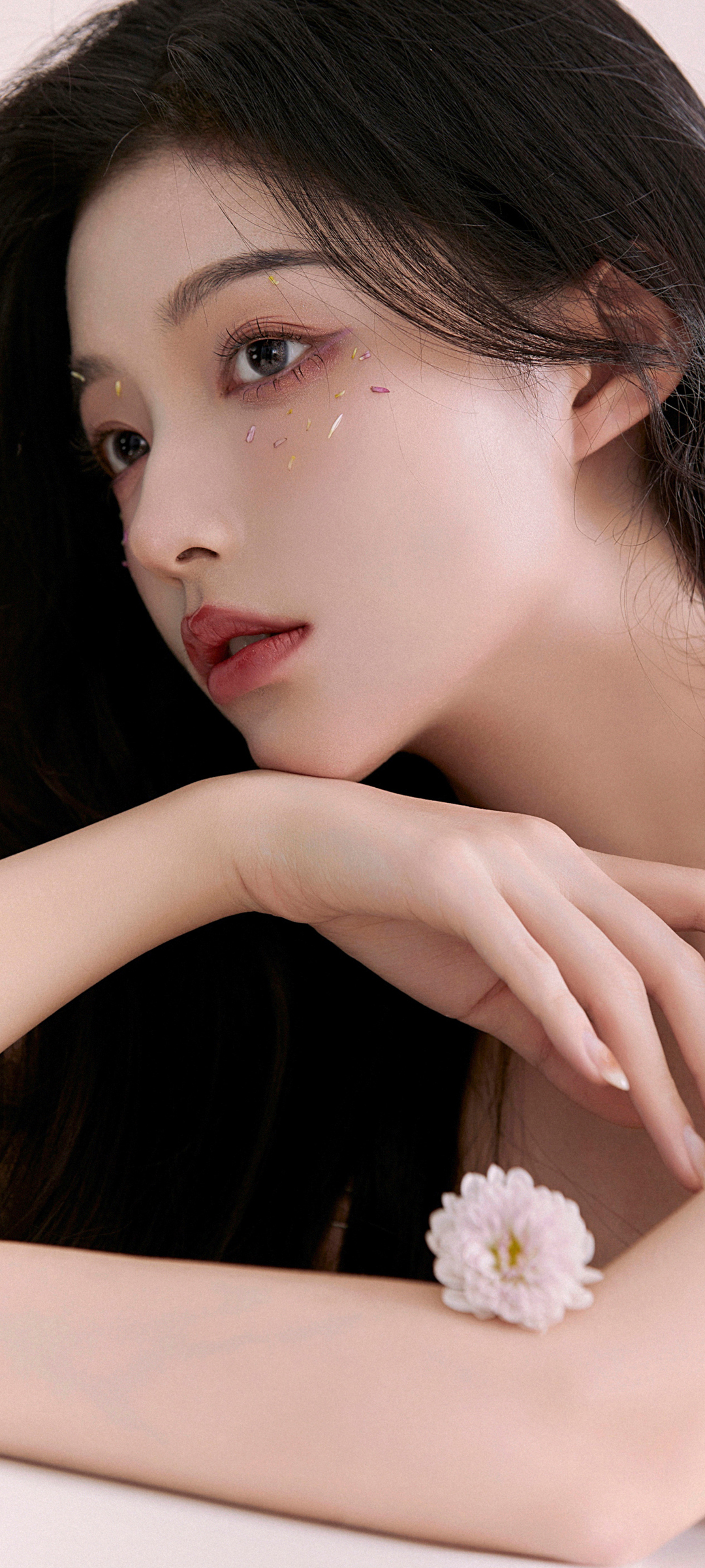 潘白雪美女高清壁纸，免费下载，手机美化新选择