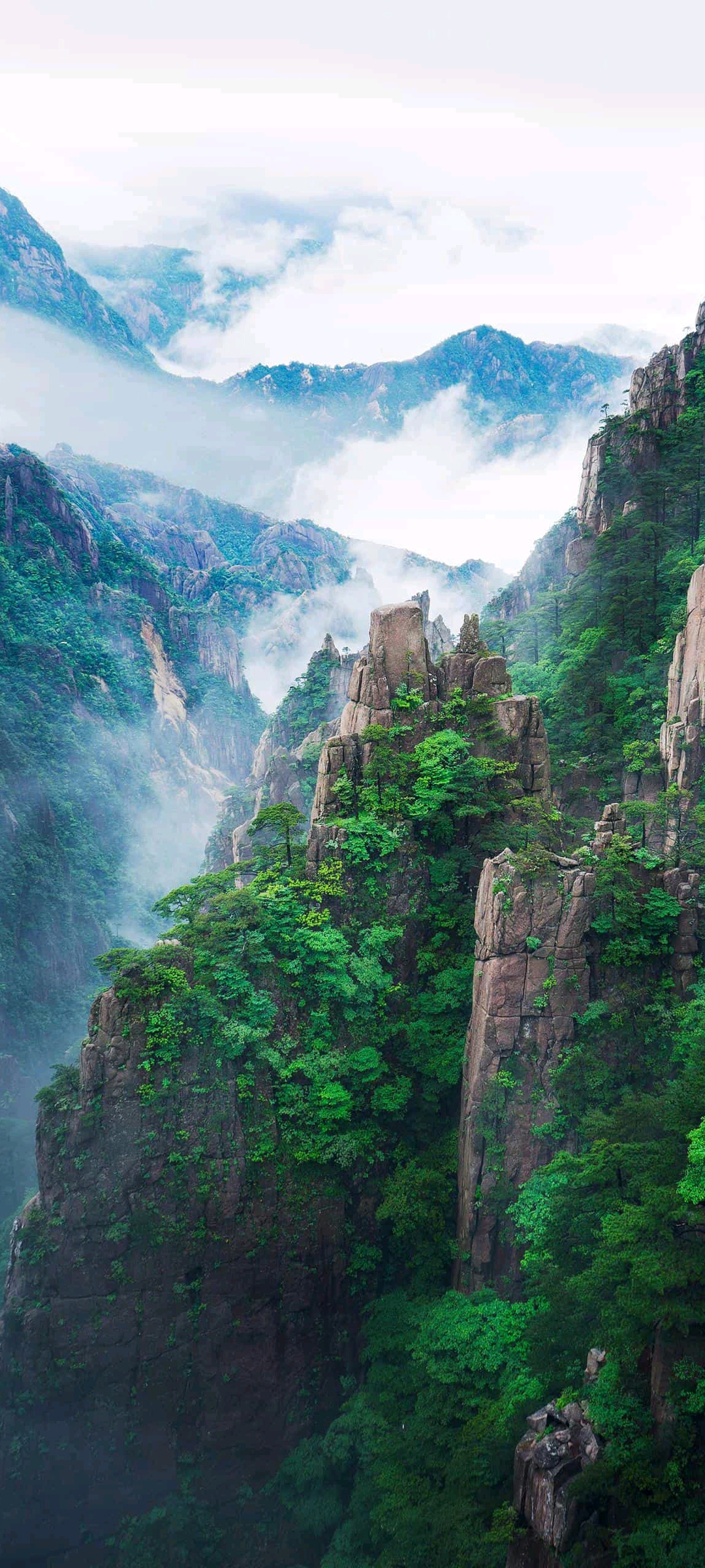 张家界绝美山景，仙境云雾，免费手机壁纸下载