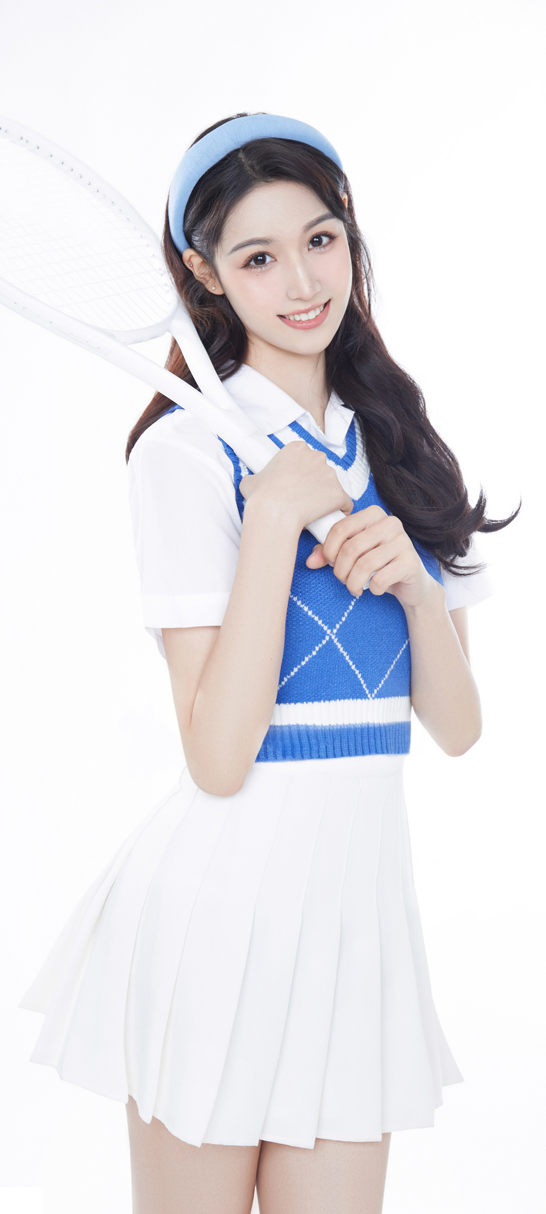 网球拍与白裙美女，精美手机壁纸免费下载