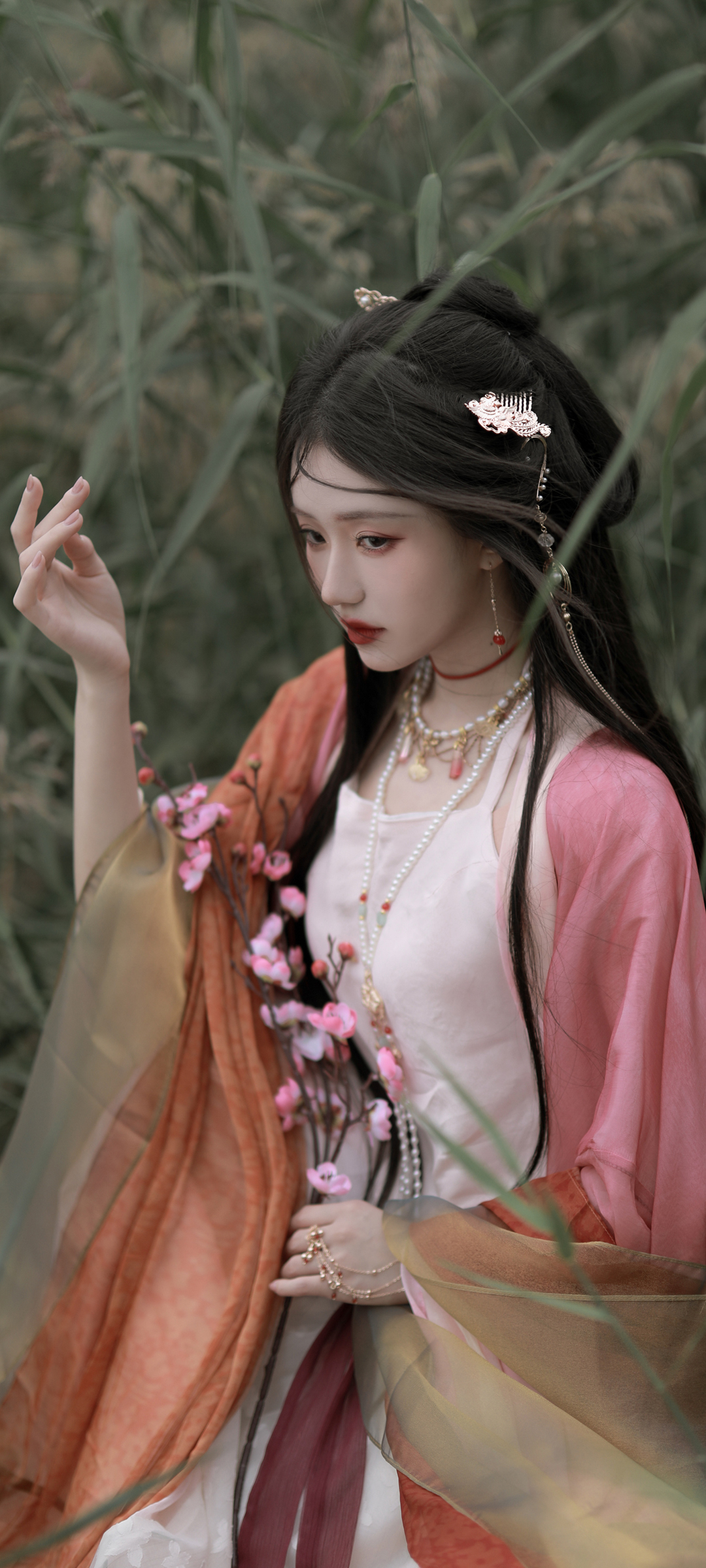 唯美古风女孩，户外美女摄影精选，免费手机壁纸下载