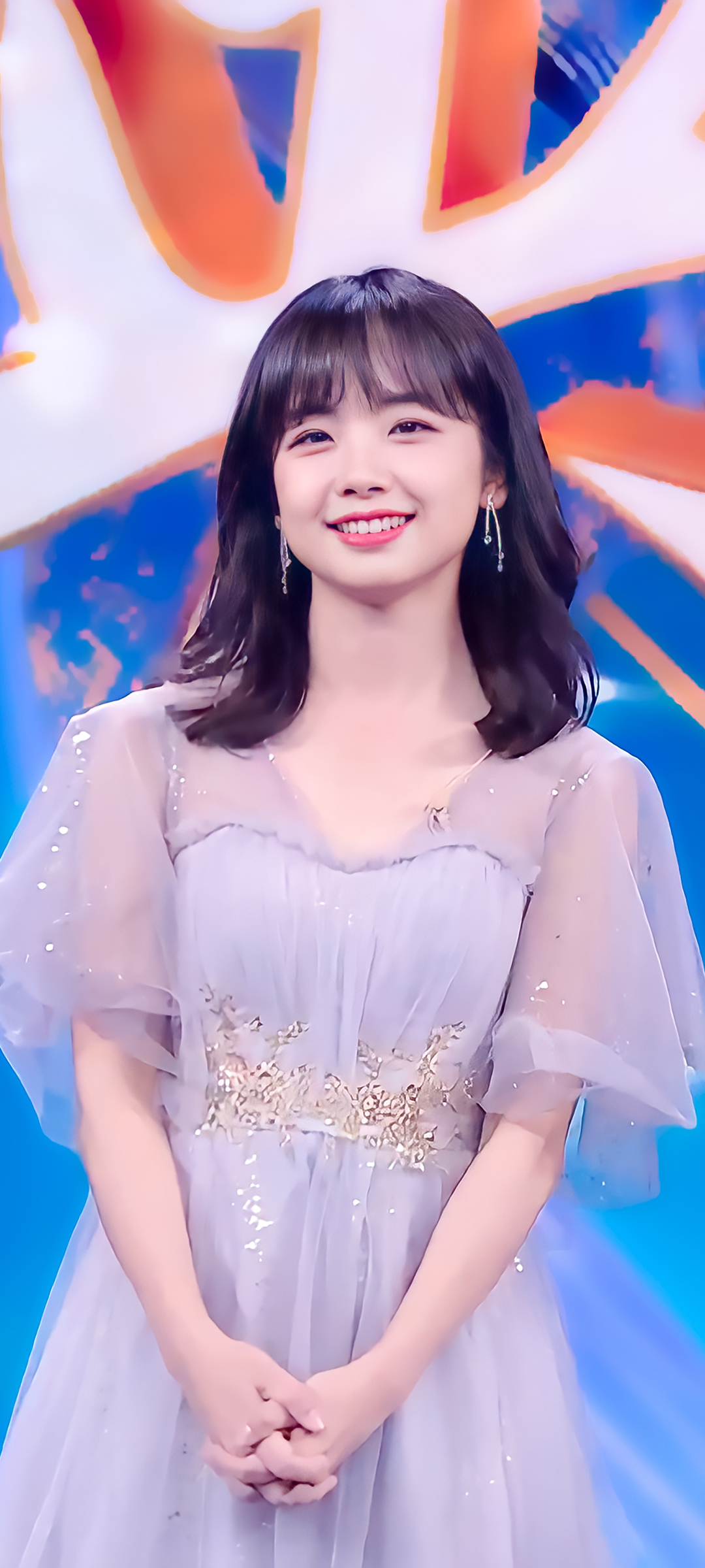 王冰冰高清美女壁纸，免费下载，美化你的手机屏幕