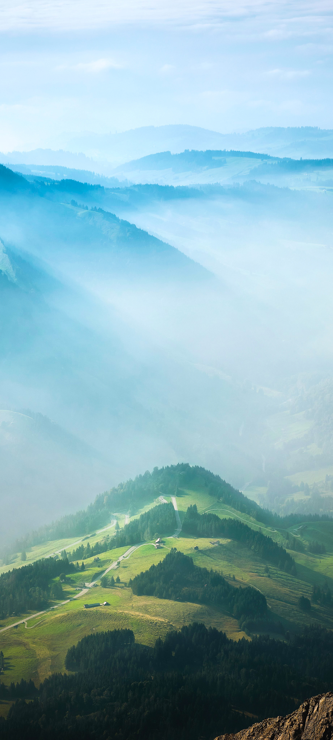 高山小径，林间雾霭，梦幻房源，绝美风景——高清手机壁纸免费下载