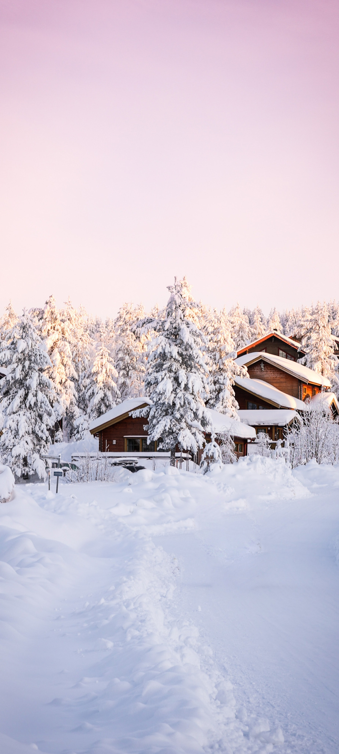 冬季雪景树林小木屋，绝美风景手机壁纸，免费下载畅享冬日风情