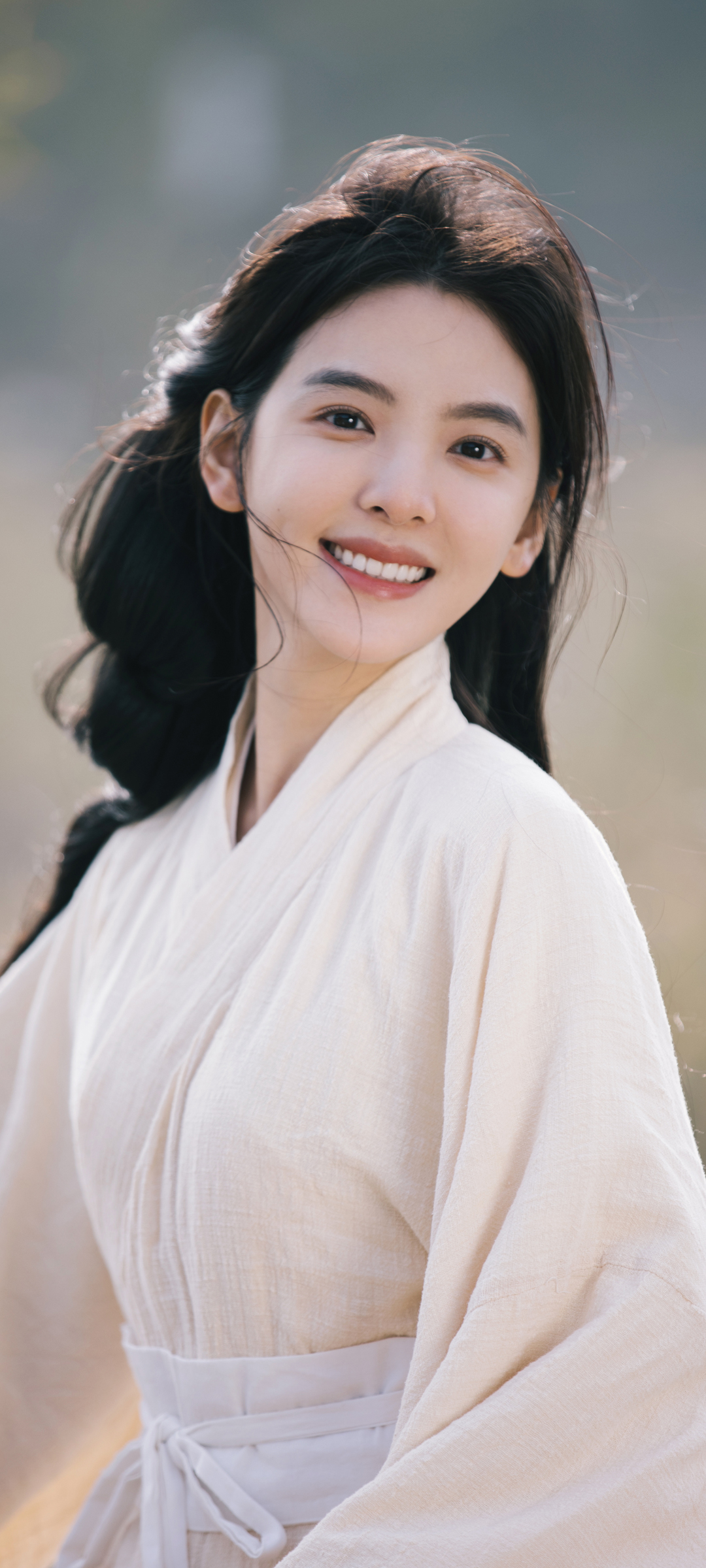 甜美笑容章若楠，精选手机壁纸免费下载