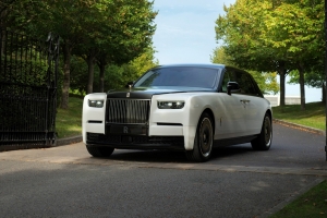 劳斯莱斯幻影百年纪念版豪华轿车 5120x3200高清4K壁纸免费下载