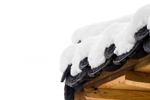 手绘积雪建筑檐角