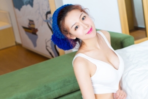 刘嘉琦 白色内衣性感身材美女4k壁纸