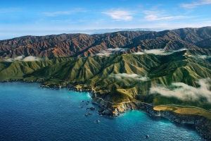 山脉 浮雕 海岸 海洋 4k壁纸 3840x2160