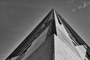 建筑 建筑 立面 仰视图 黑白 4k壁纸 3840x2160
