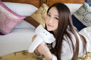 刘奕宁Lynn居家可爱美女4K壁纸