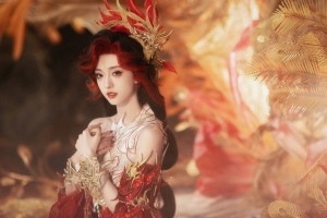红装美女4K高清壁纸 3840x2400免费下载