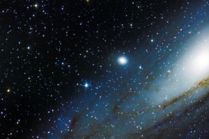 点点繁星与宇宙中的黑洞