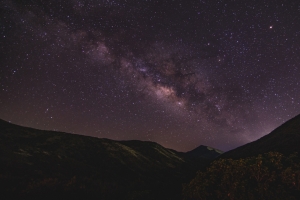 星空夜晚银河4k壁纸