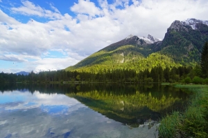 山脉 森林 湖泊 倒影 风景 4k壁纸 3840x2160