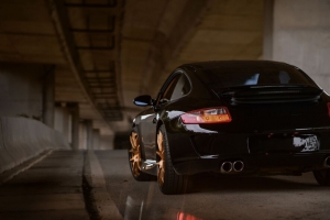 保时捷997 carrera 保时捷 汽车 黑色 跑车 超级跑车 后视 4k壁纸 3840x2160