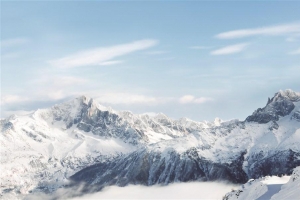高清雪山背景画面