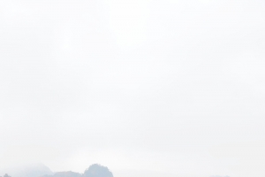 云遮雾绕的黄山H5背景