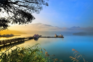 风景  湖面 夕阳 摄影