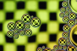 气泡 油 液体 宏观 绿色 黄色 4k壁纸 3840x2160