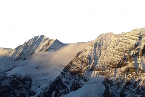高耸的雪山