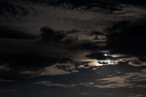天空 云 夜晚 月亮 黑暗 夜空 4k壁纸 3840x2160