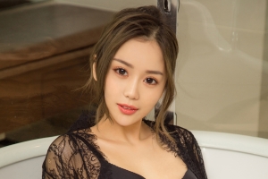 颜亦汐浴缸美女写真4k壁纸