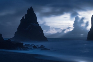 岩石 海岸 夜晚 深色 4k壁纸 3840x2160