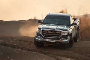  gmc 汽车 皮卡 suv 泥土 4k壁纸 3840x2160