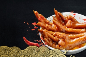 香辣鸡爪简约黑色banner