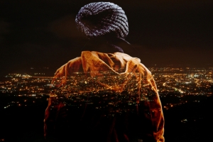 你们身边有这样的人吗 我以前电玩包机房认识的朋友在捡垃极吃